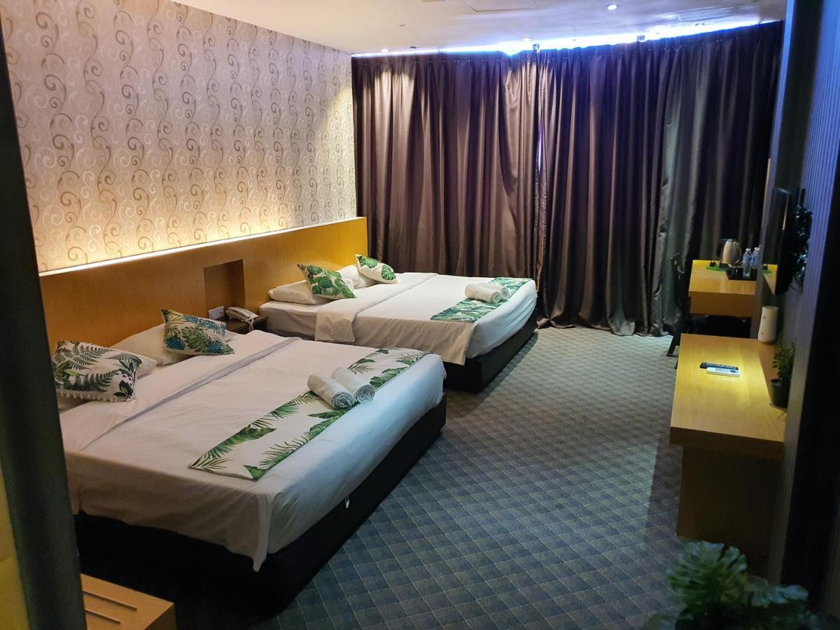 Grandeur Hotel And Spa Malacca Exterior foto